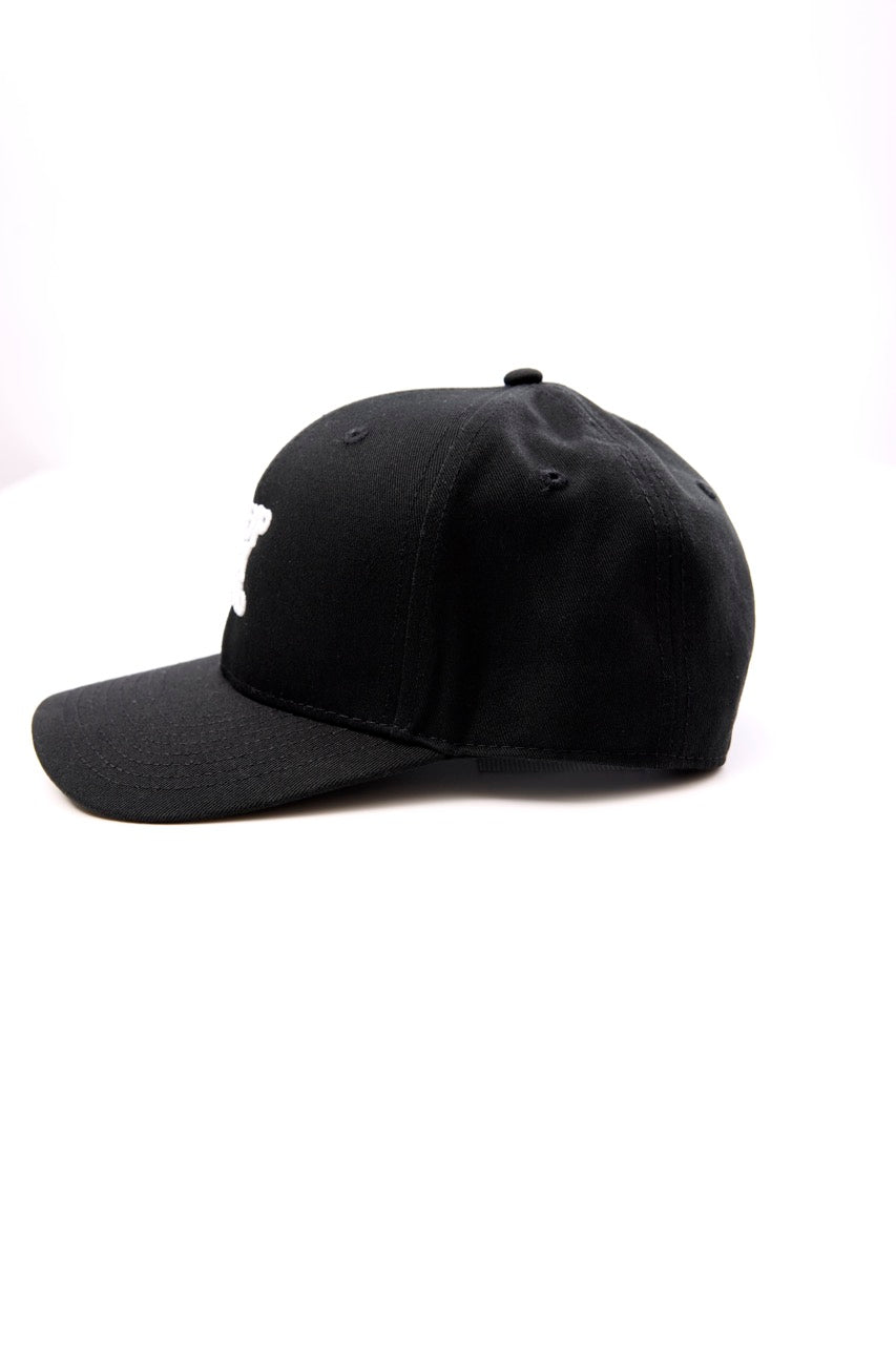 BASIC LOGO SNAPBACK BASEBALL CAP